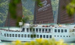 halong-bay-cruise-on-treasure-junk-2-night-1